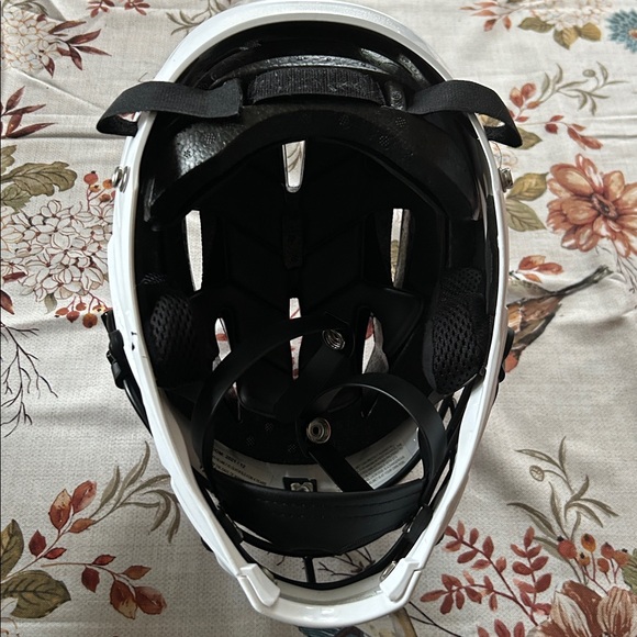 Rival Jr White Youth Lacrosse Helmet - Picture 6 of 8